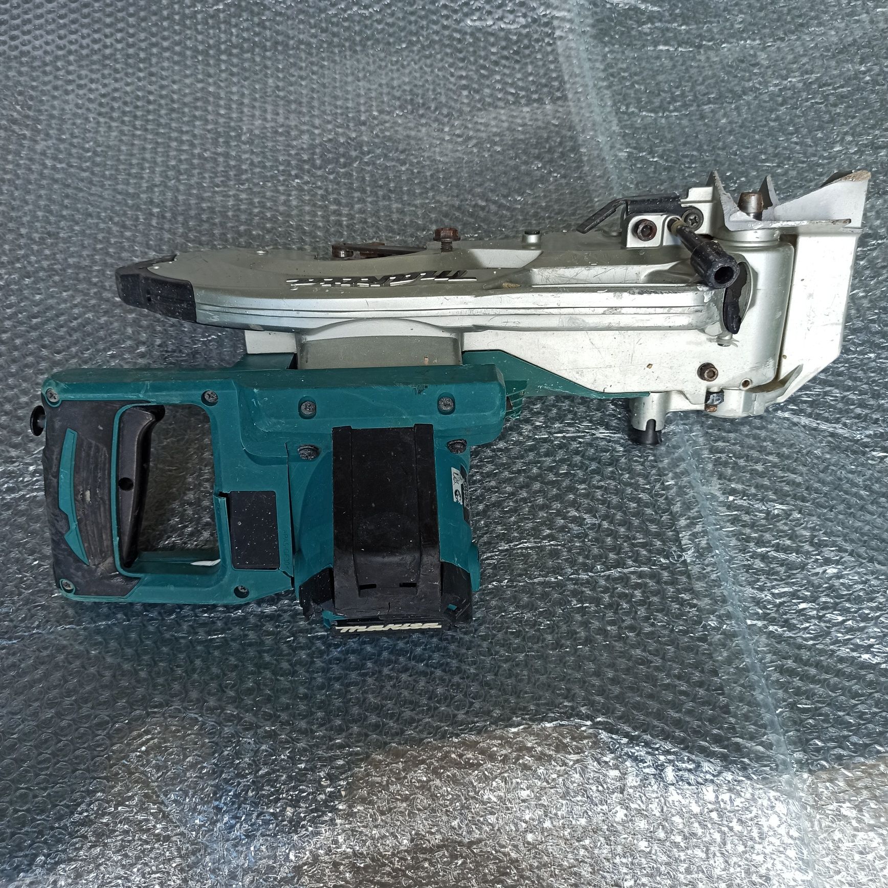 SILNIK SPRAWNY 100% Piła ukośnica z posuwem MAKITA LS1019 LS1019L