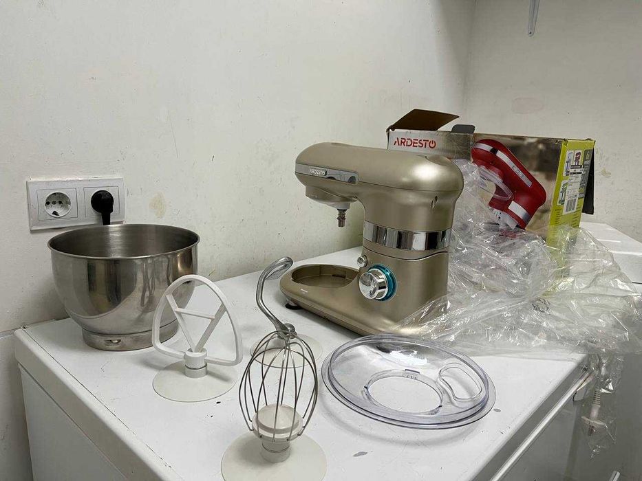 Кухонная машина ARDESTO KSTM-8040 тестомес миксер