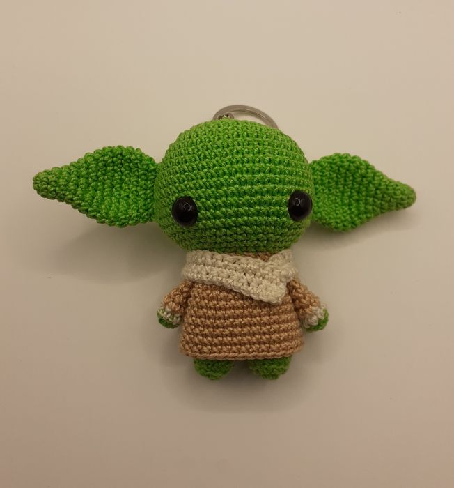Porta chaves Baby Yoda em crochet
