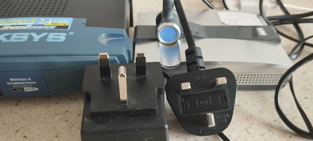 Wi-Fi роутер Linksys Cisco System WRT54GS + репітер