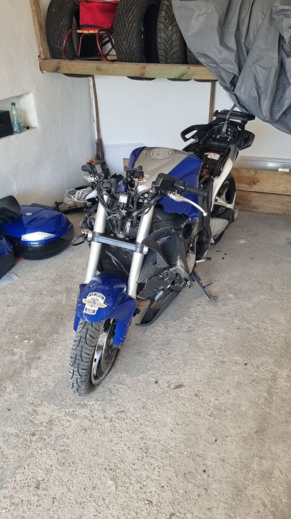 Honda Vfr 1200 f mały przebieg