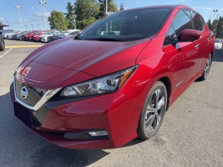 Nissan LEAF SL      2019