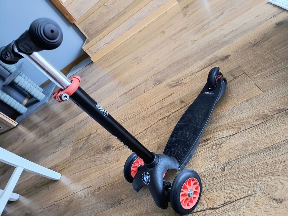 Hulajnoga jeździk Bmw