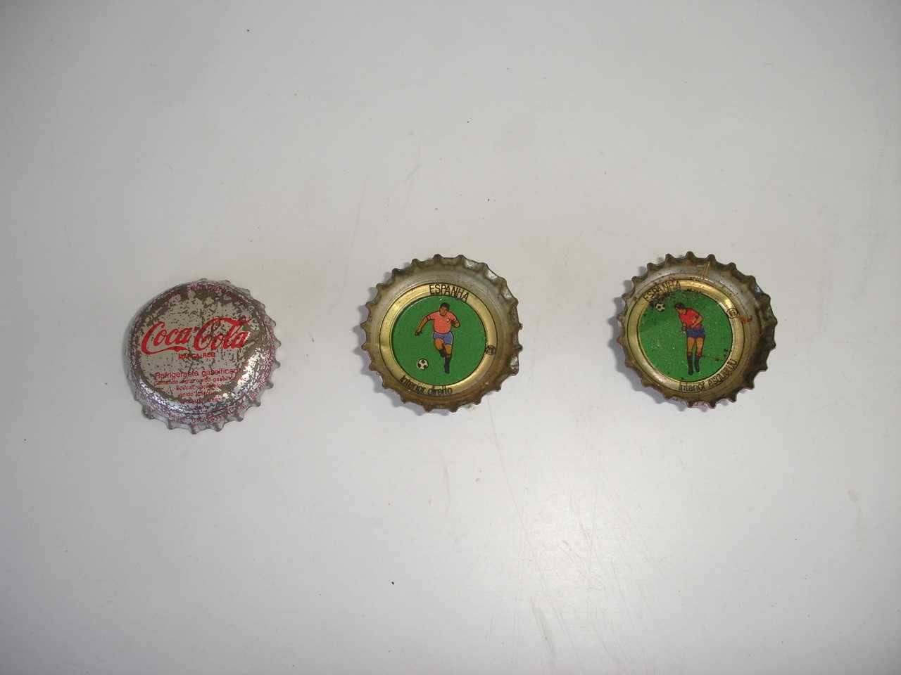 Tampas Coca Cola com desenhos de jogadores futebol