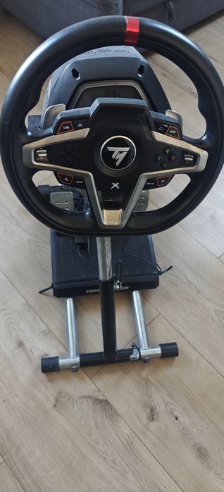 Kierownica Thrustmaster T248 z pedałami do Xbox Series X/S + stojak