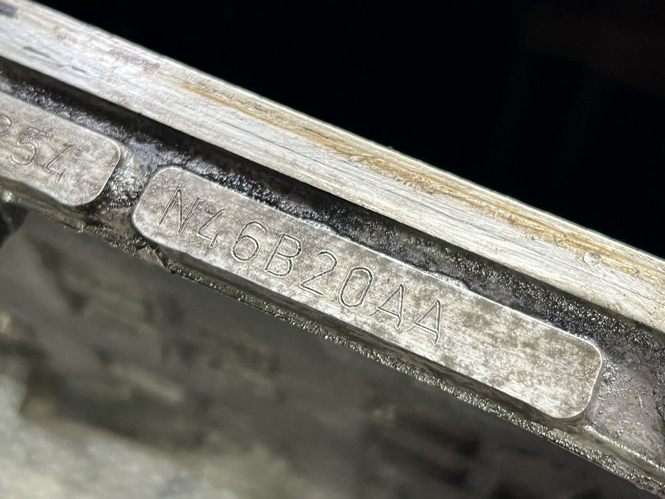 Мотор N46B20 В Розбор N42 2.0i Блок ГБЦ Ванос Вальватронік Н42 Н46