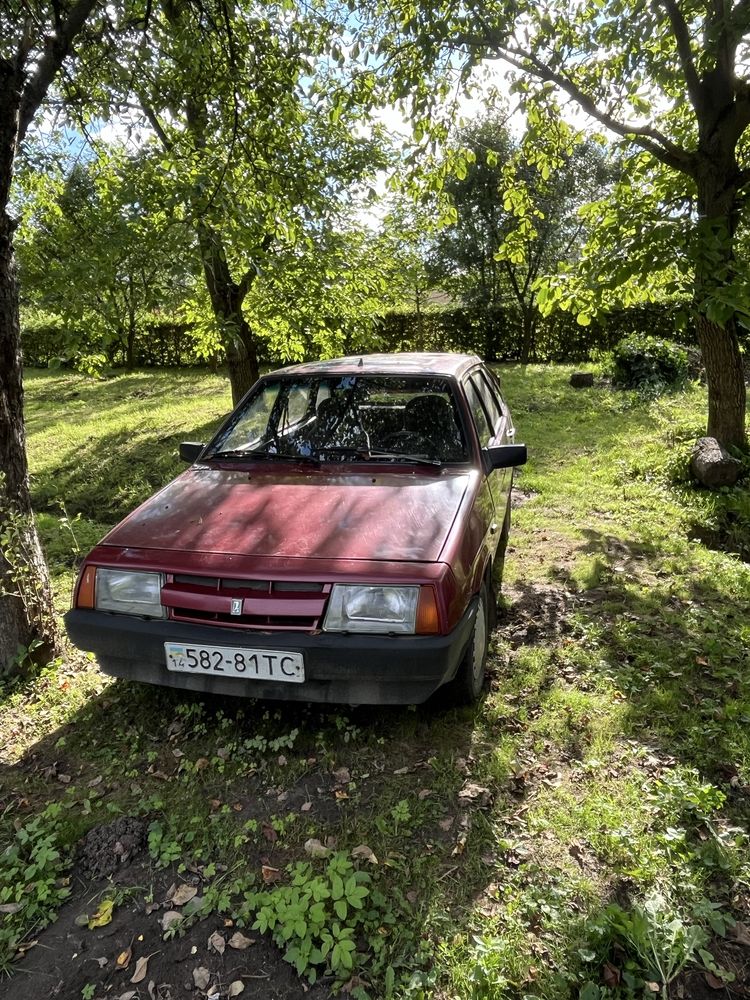 Продам автомобіль ваз 2109