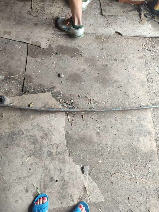 Ресори задні Mercedes 609-711D