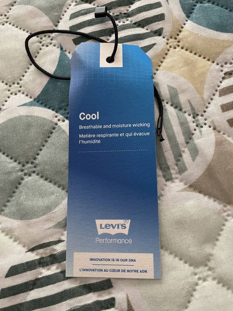 Polo branco LEVIS L