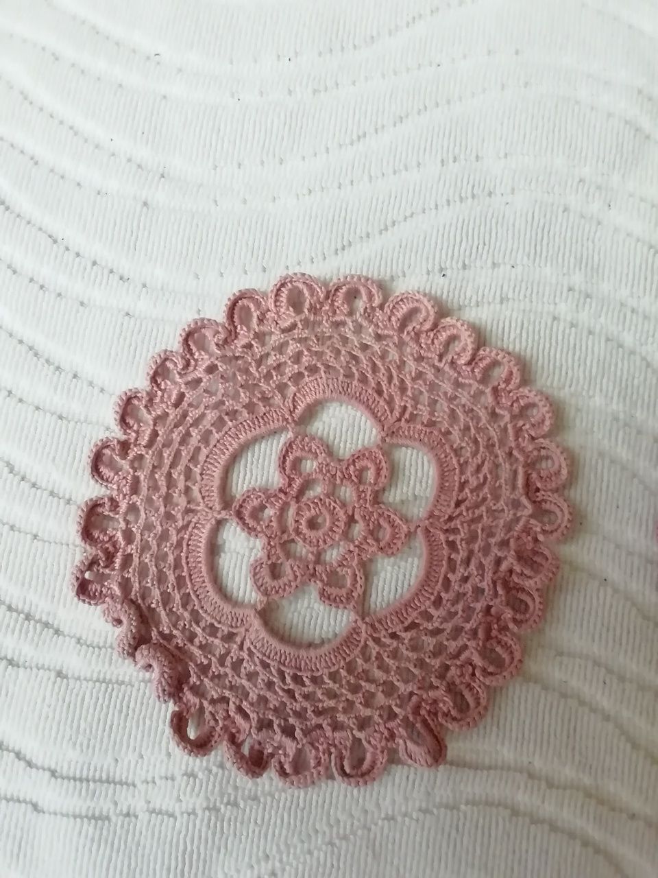 Dois naperons de crochet, antigos