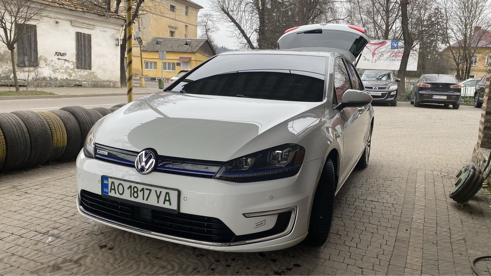 Volkswagen  E-Golf