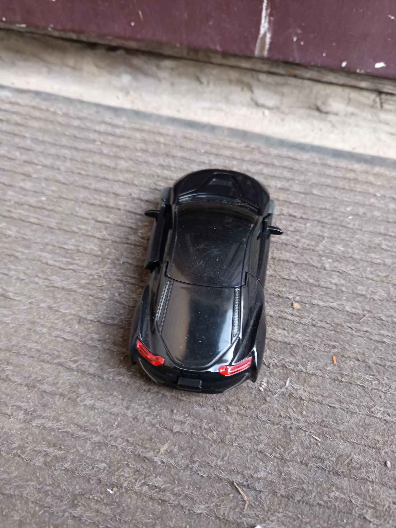 Mini Transformers robot samochód skala 1:32

MINI TRANSFORMER DIE CAST