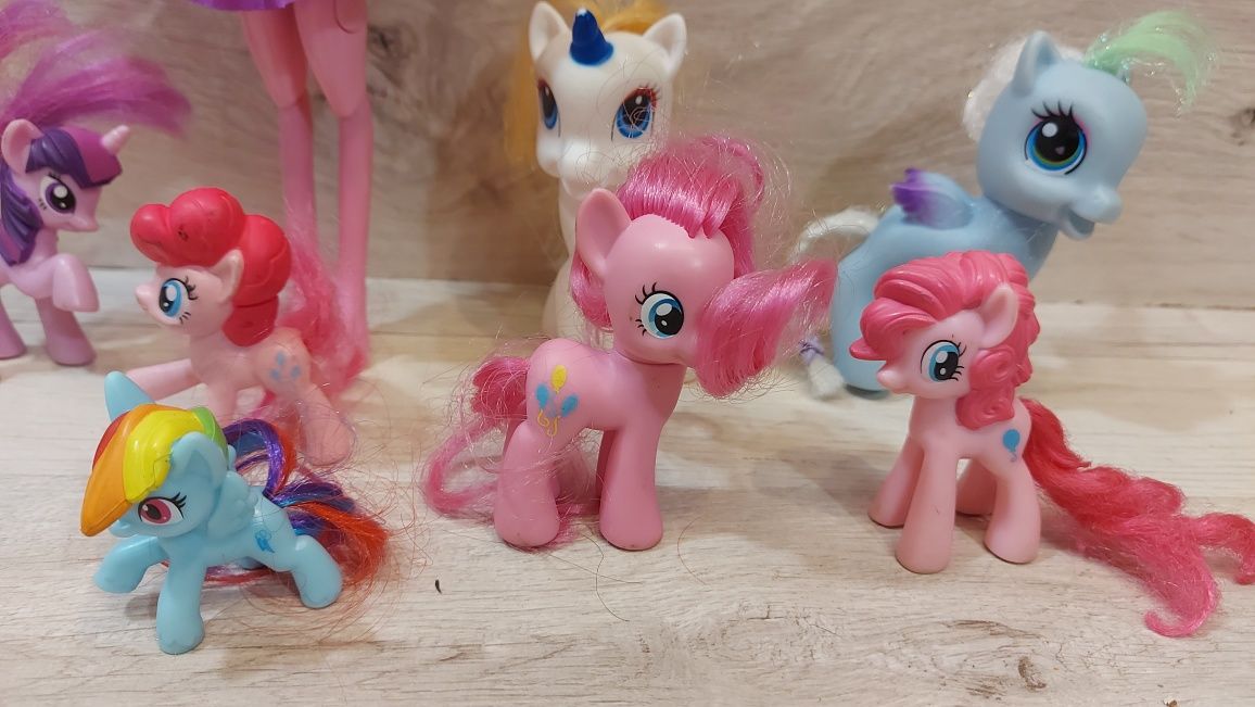 Zabawka lalka little pony Hasbro + 7szt kucyk