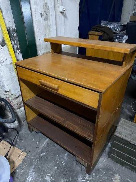 Witrynka drewniana mobilna -  okazja