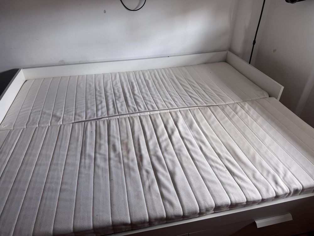 Cama de solteiro/ casal dulpa! 2 colchões incluidos!