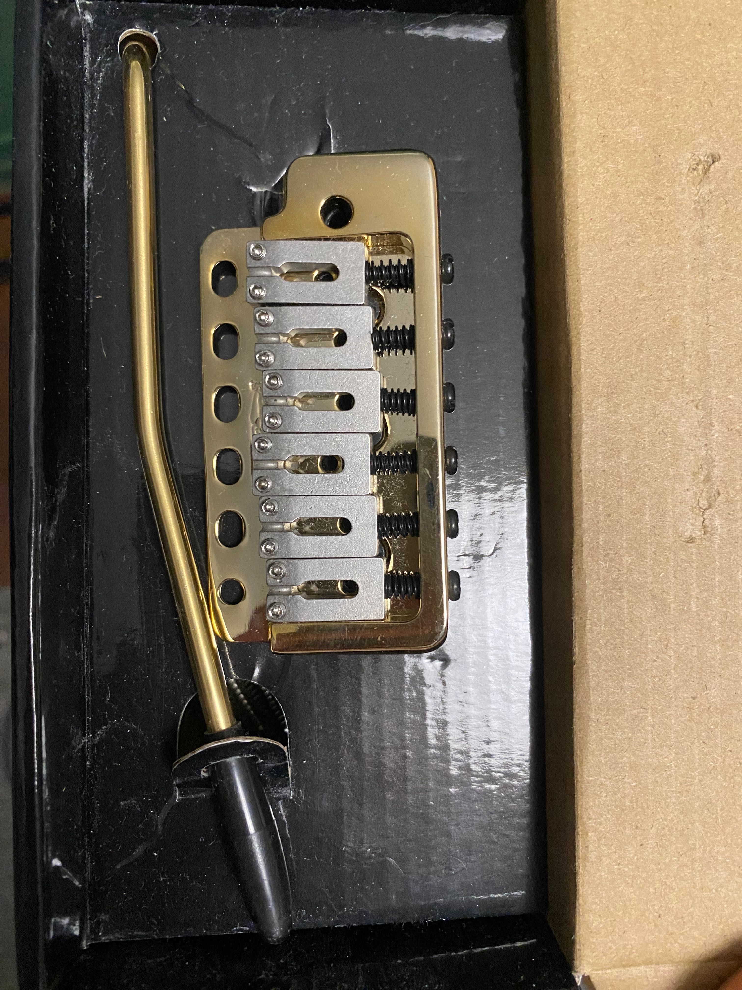 Wilkinson WVP6 Mostek tremolo złoty gitara elektryczna