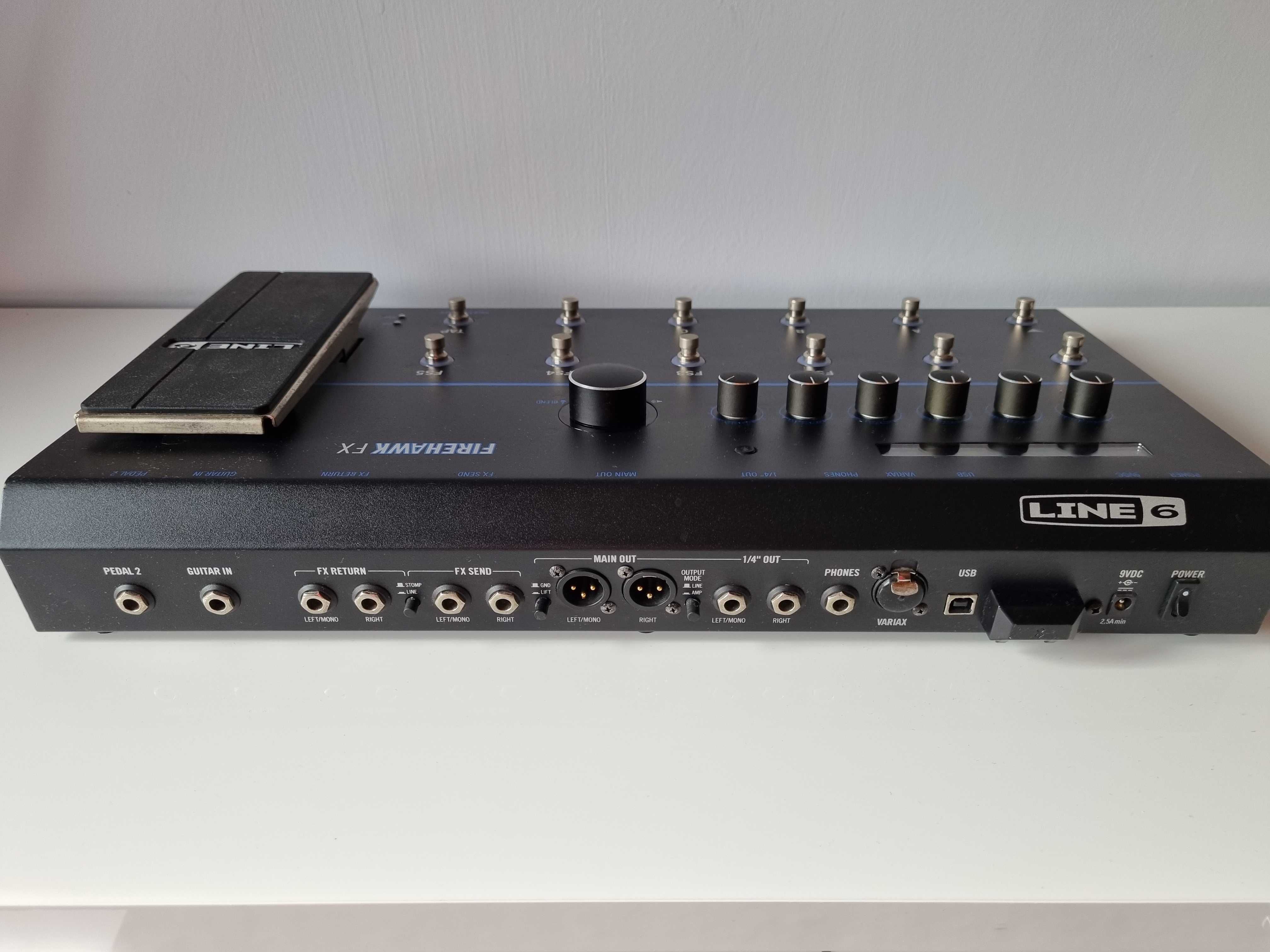 Line 6 Firehawk FX multiefekt gitarowy helix pod fractal