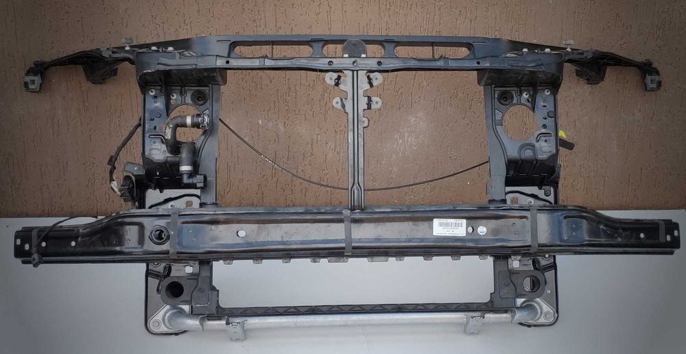 Установочная панель телевизор  Радиатор на мерседес  GL GLS  w166