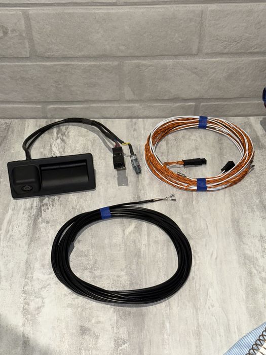 Камера с проводкой Audi A3 8V MMI задняя