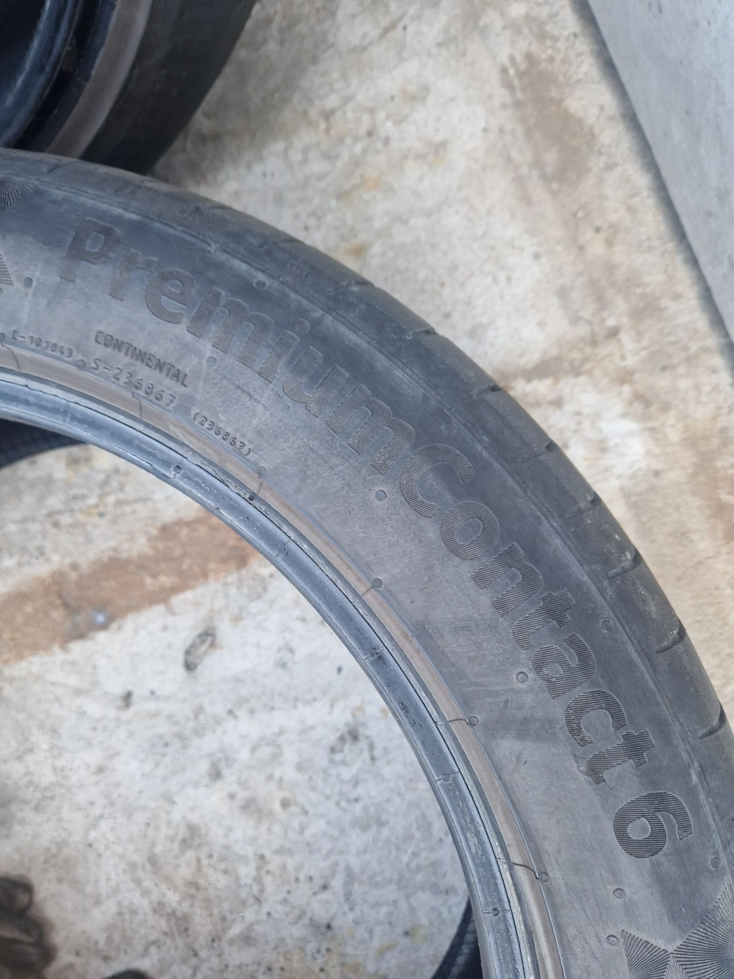 4x używane opony letnie 245/45R18 Continental PremiumContact6