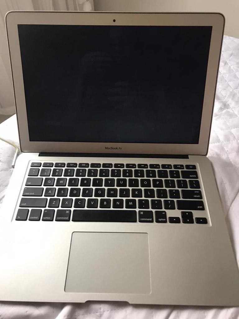 MacBook Air 2011