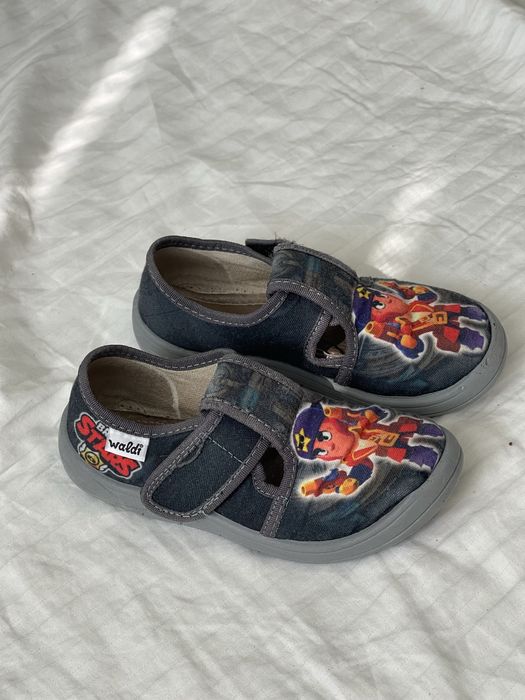 Дитячі тапочки тапки сандалі в садок садочок waldi