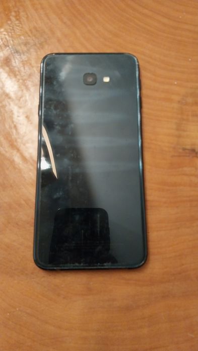 Samsung galaxy j4+