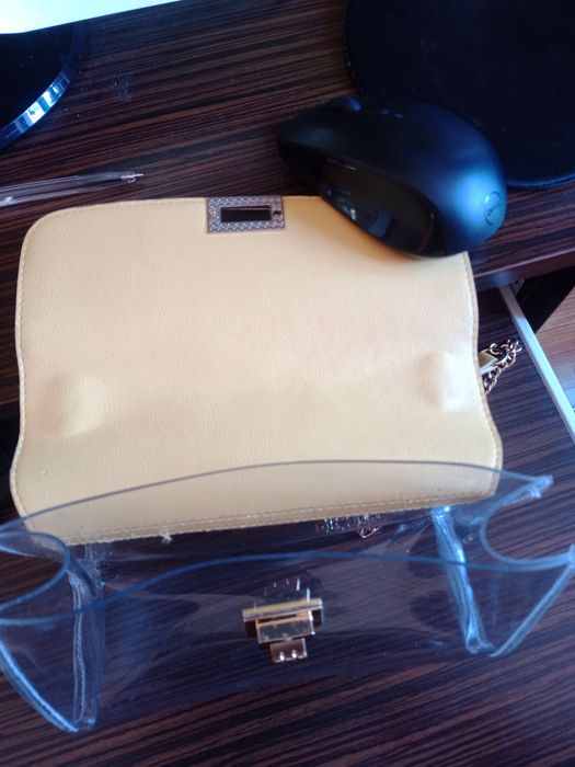 Żółta torebka na ramię łańcuch przezroczysta