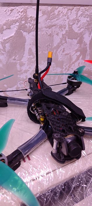 5" FPV дрон 5" в отличном состоянии новый готовый к полёту