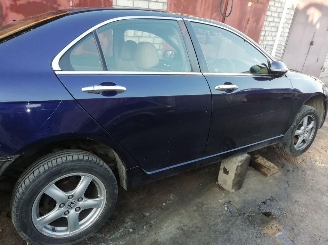 Крышка багажника двери Honda Accord 03-07 разборка