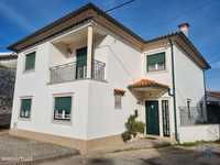 Casa tradicional T4 em Aveiro de 168,00 m2