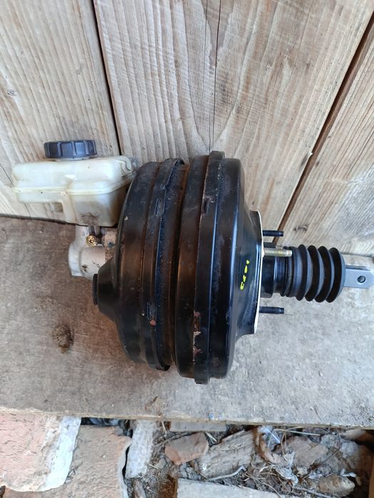 Продається вакуум із головним циліндром