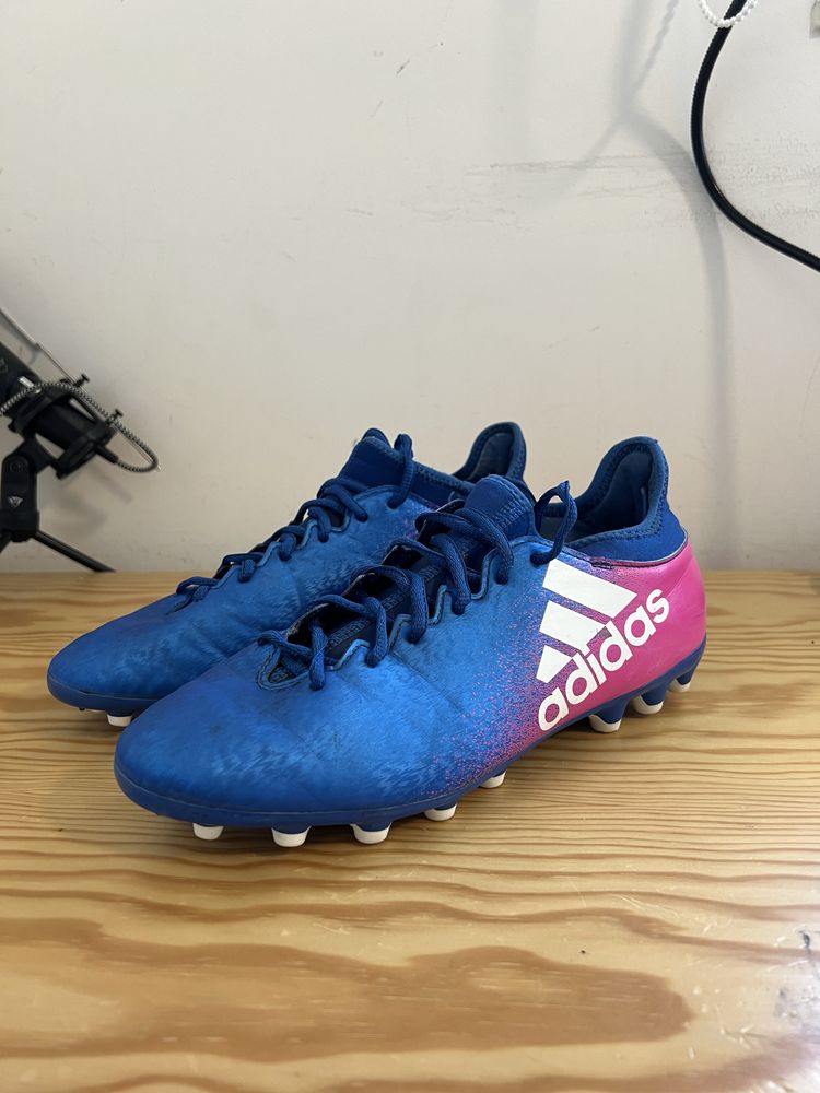 Chuteiras adidas x16
