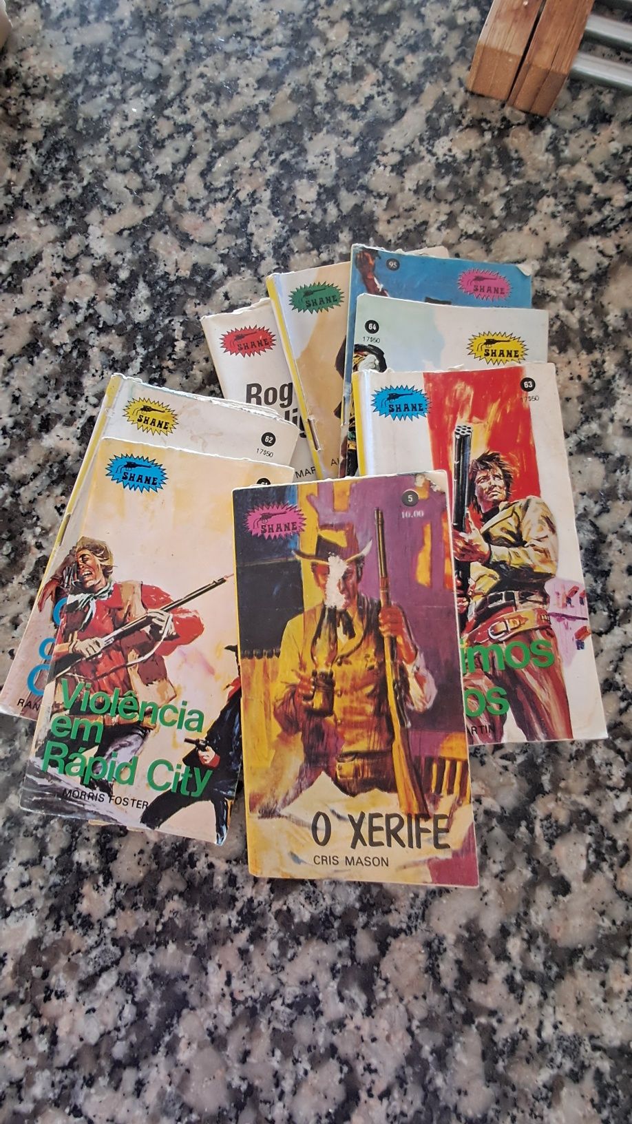 Ler descrição- livros faroeste e outros