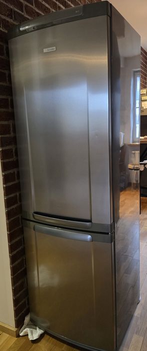 Lodówka Electrolux ERB 36301X8