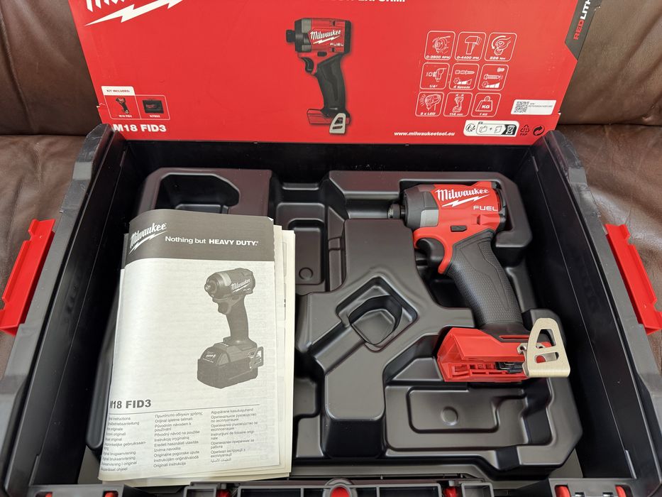 Акумуляторний гвинтокрут Milwaukee M18 FID3