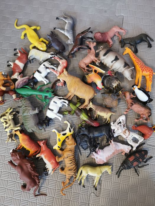 Тварини з пластику