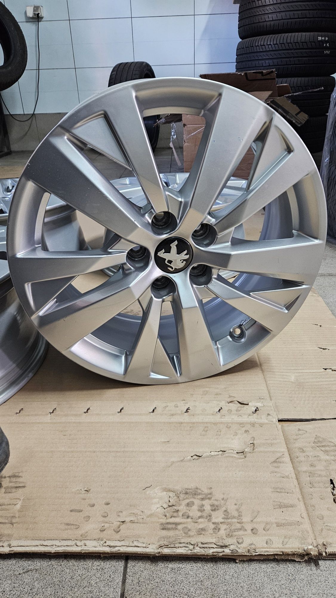 felgi aluminiowe 17" 5x105 6x17 ET 42 peugeot citroen