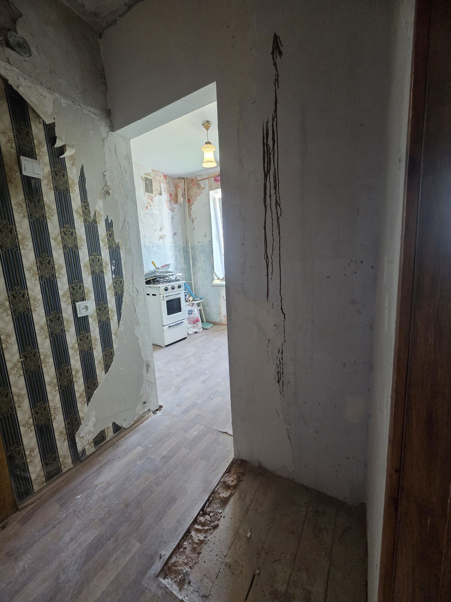 Продаж 1к квартири Виставка 22м²