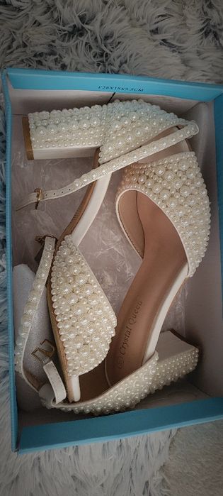 Buty ślubne z perełkami 38-39