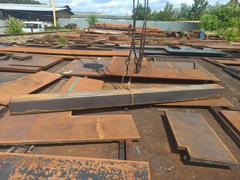 Продам трубу 250х250х8