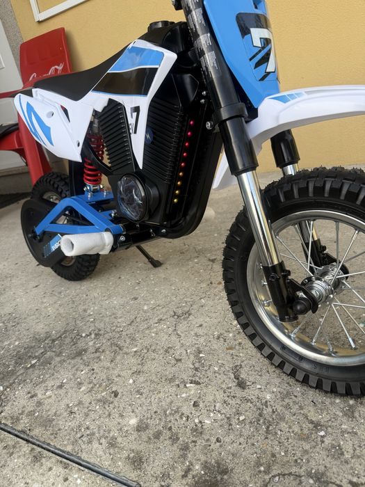Moto cross electrica de 300 w . Novo modeos ev12m pro