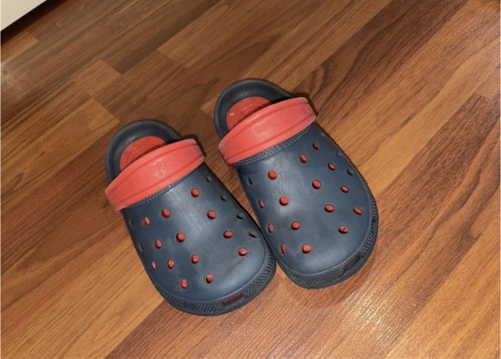 Дитячі crocs chicco