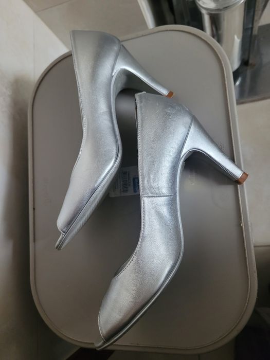 Nina Fiarucci szpilki czółenka 35 buty na obcasie