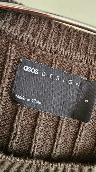 Красивые джемперы с зимним принтом р-р S/М