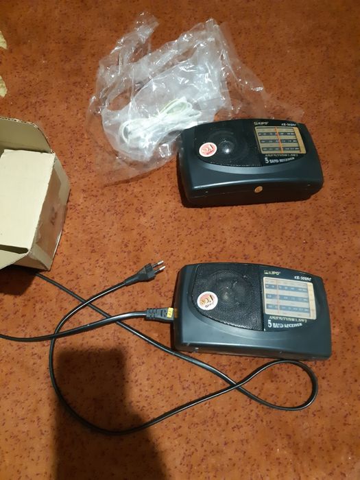 Приемник   .650 за два.