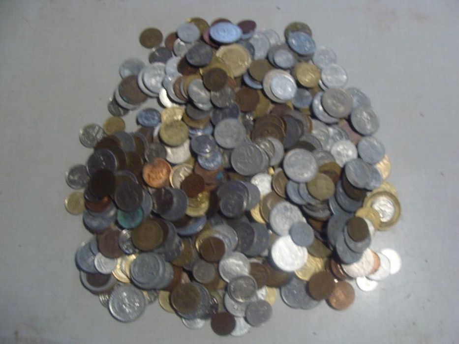 Монеты мира 1000 штук почти без повторов