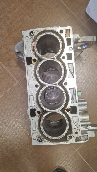 Blok Silnika Ford  1,6 ecoboost
