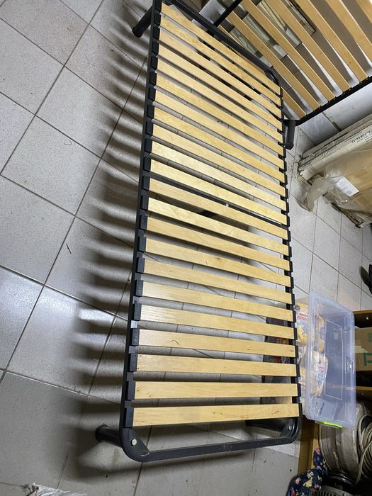 Каркас для ліжка