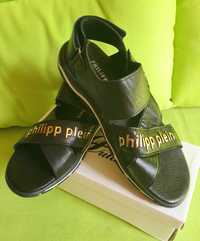 Продаётся детская  обувь Philipp Plein